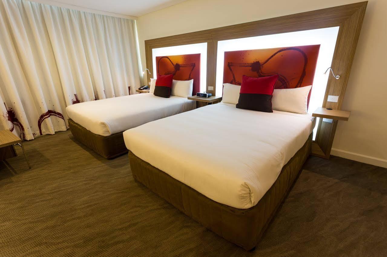 Novotel Sydney West Hq Rooty Hill Eksteriør bilde